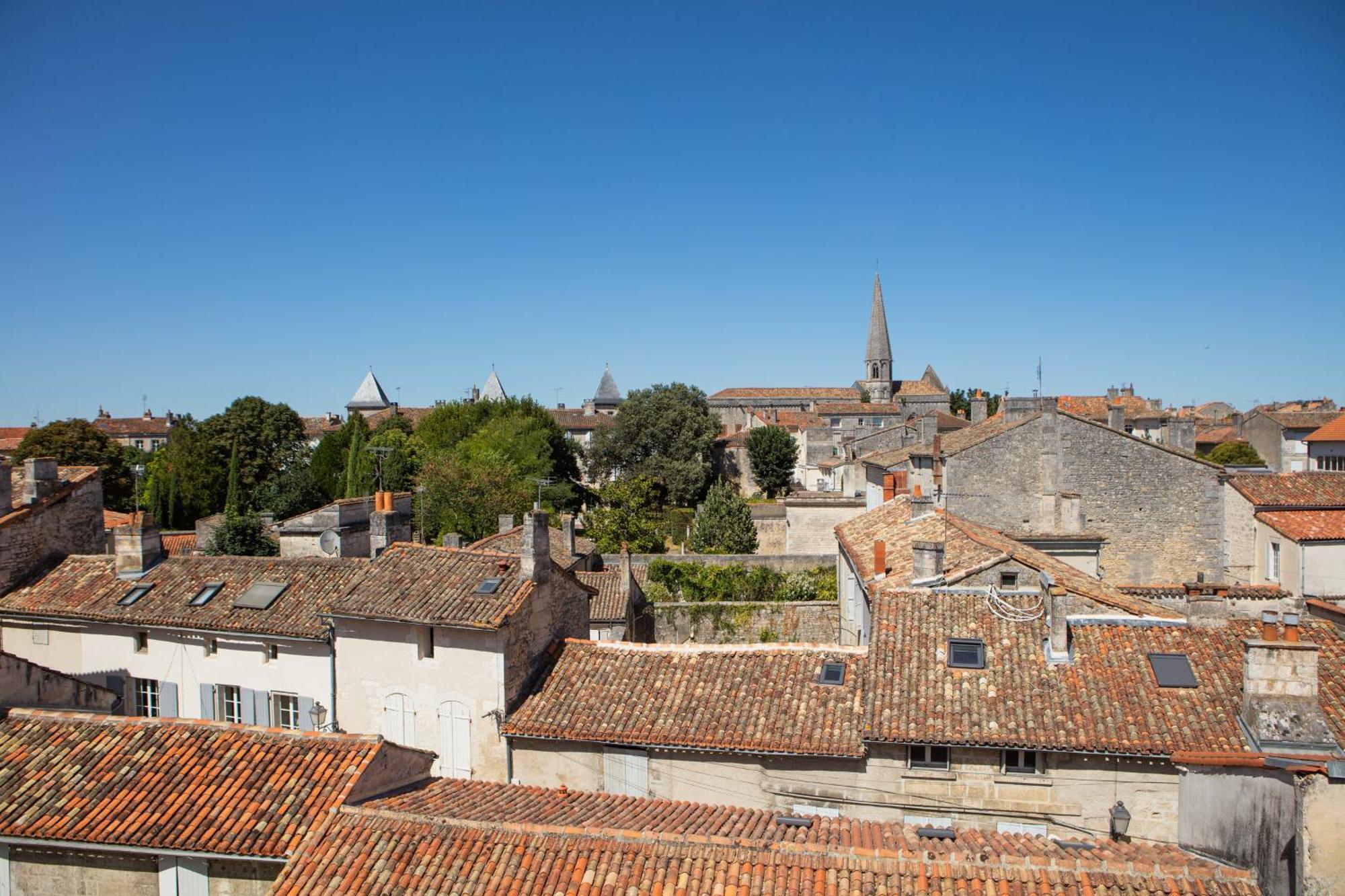 Le Rempart Du Midi Aparthotel Angouleme Room photo
